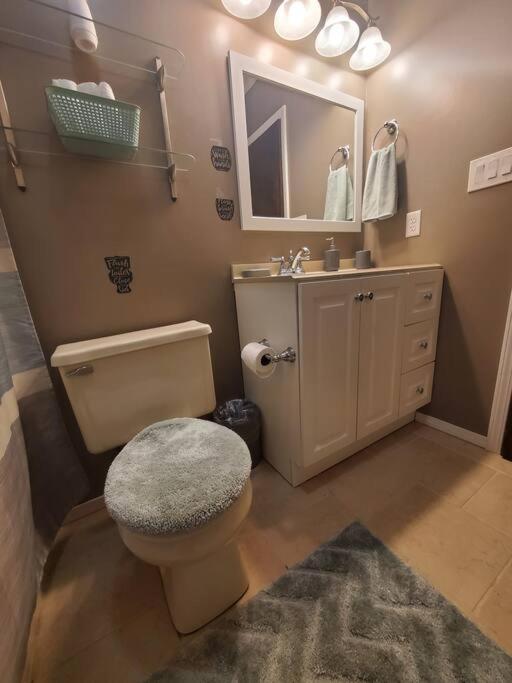 Cozy Indy Home อินเดียนาโพลิส ภายนอก รูปภาพ