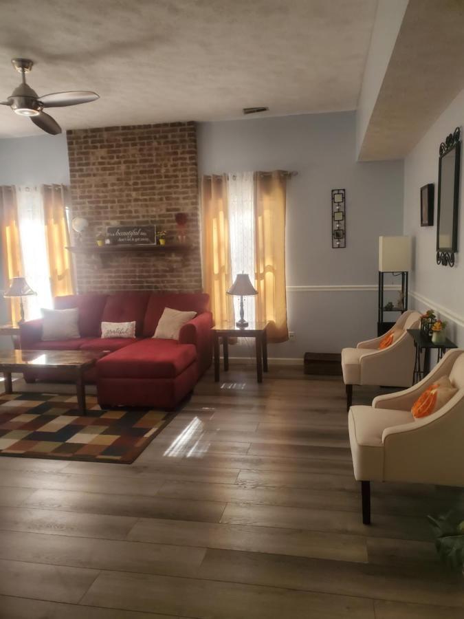 Cozy Indy Home อินเดียนาโพลิส ภายนอก รูปภาพ